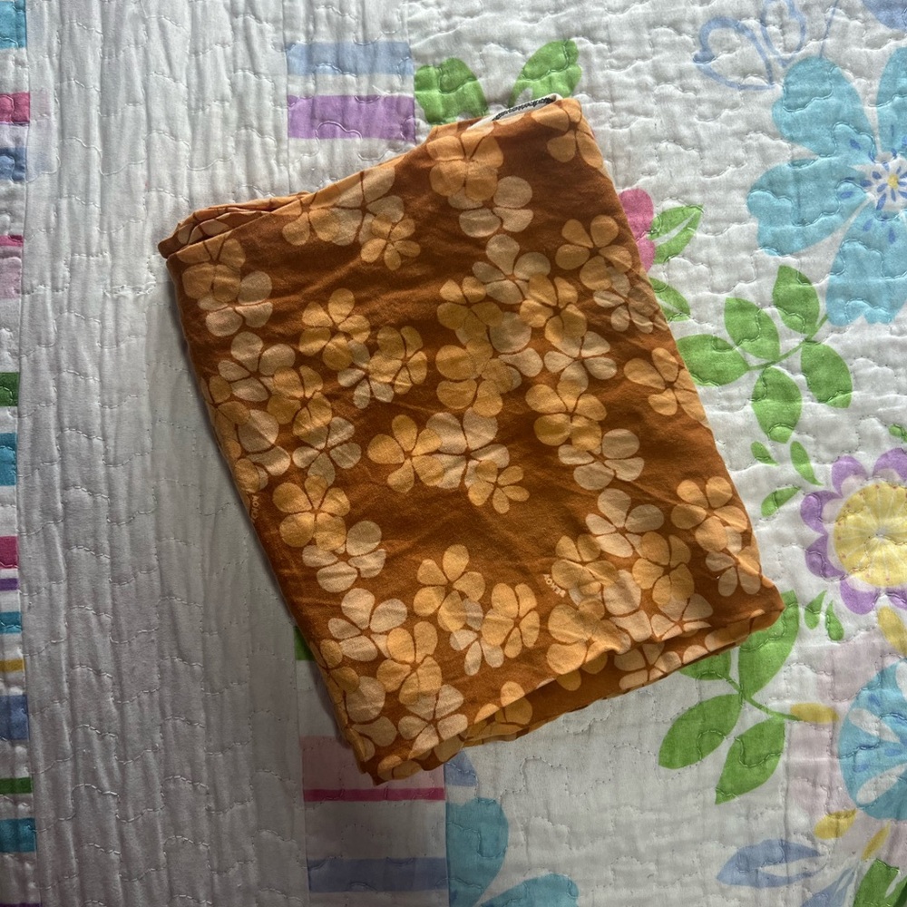 Benoa Lei Pareo